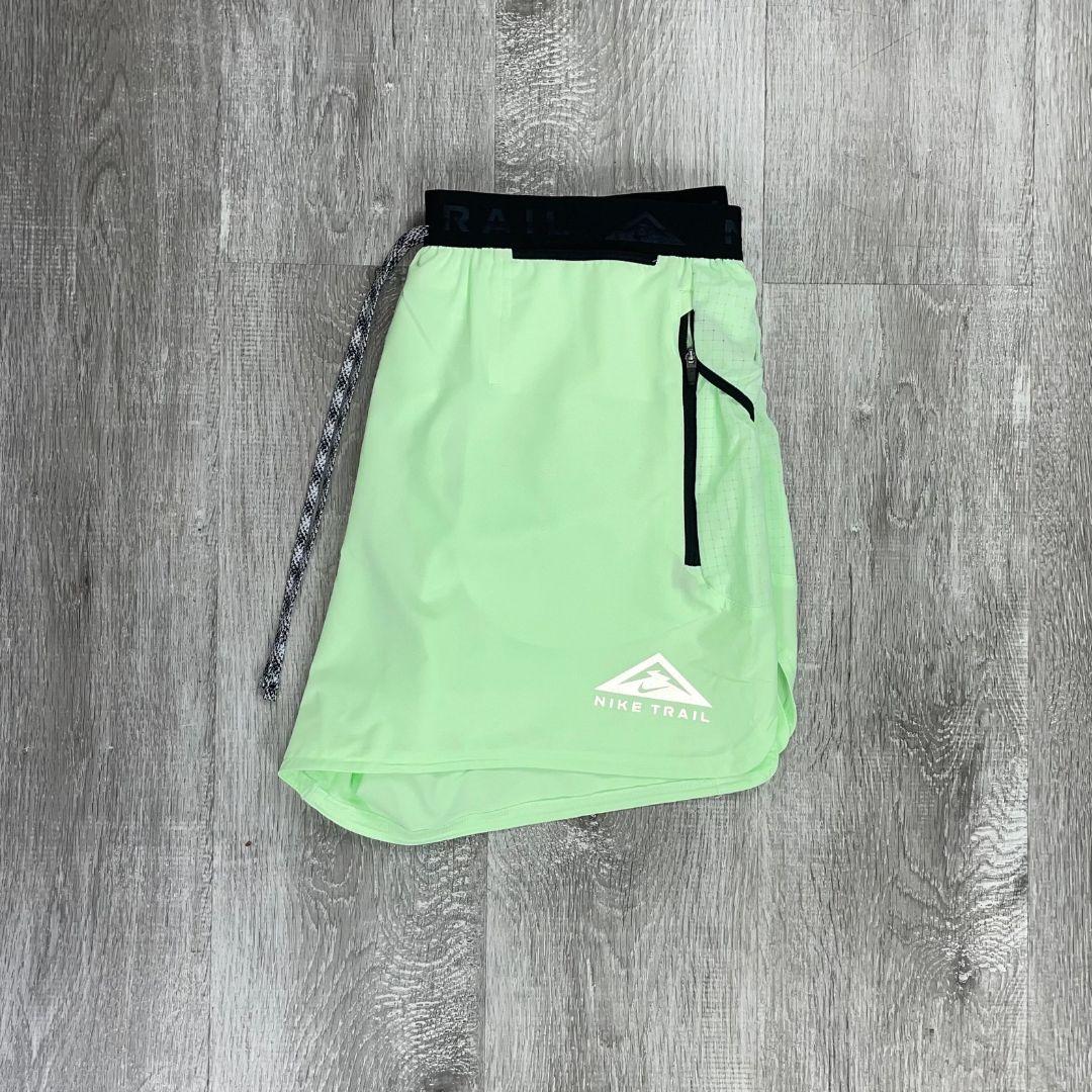 Nike 'Vapour Green' UV Windrunner Set