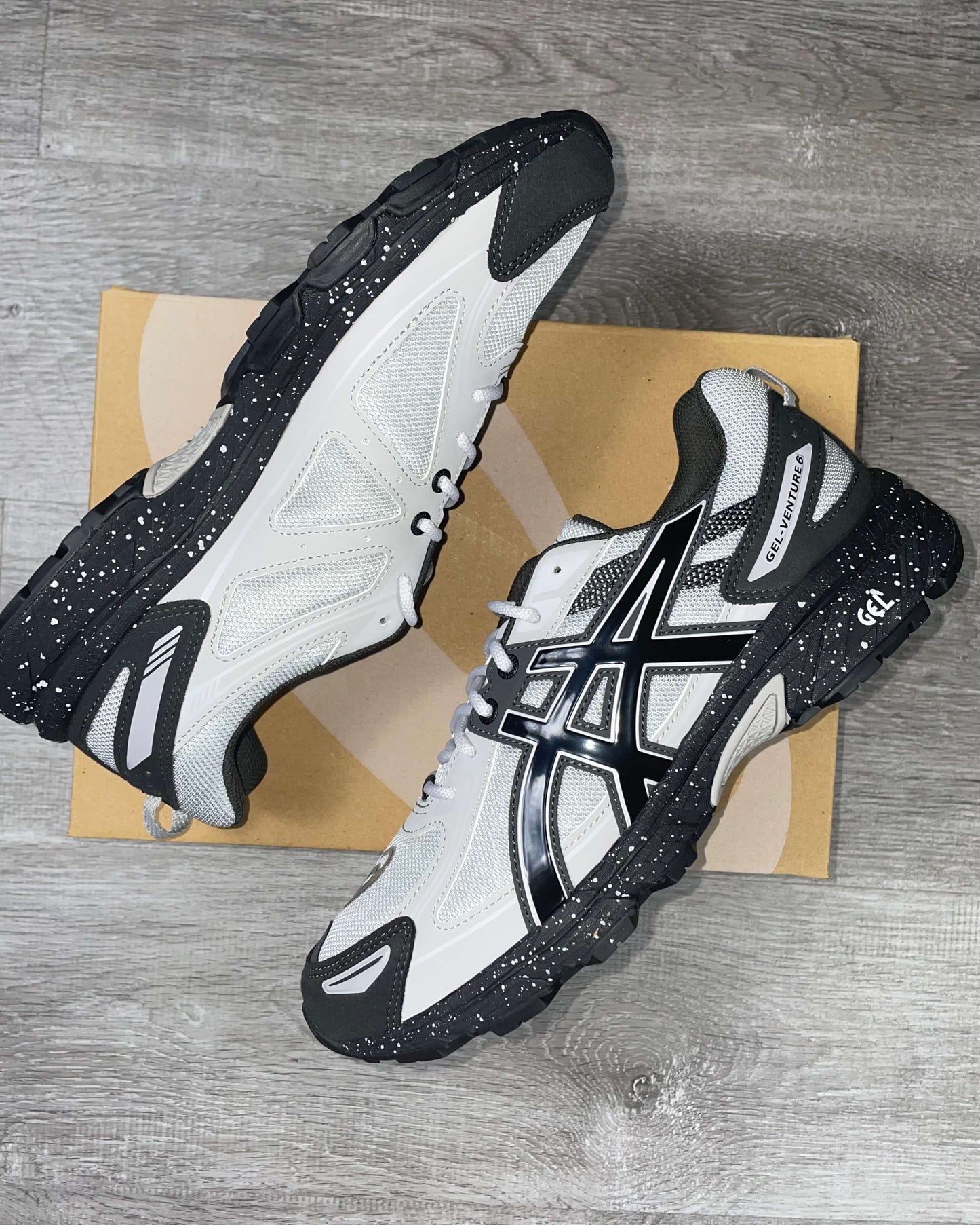 Asics 'Seal Grey' Gel Venture 6