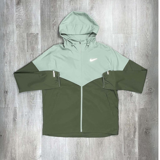 Nike 'Jade Horizon' Run Repel UV Windrunner