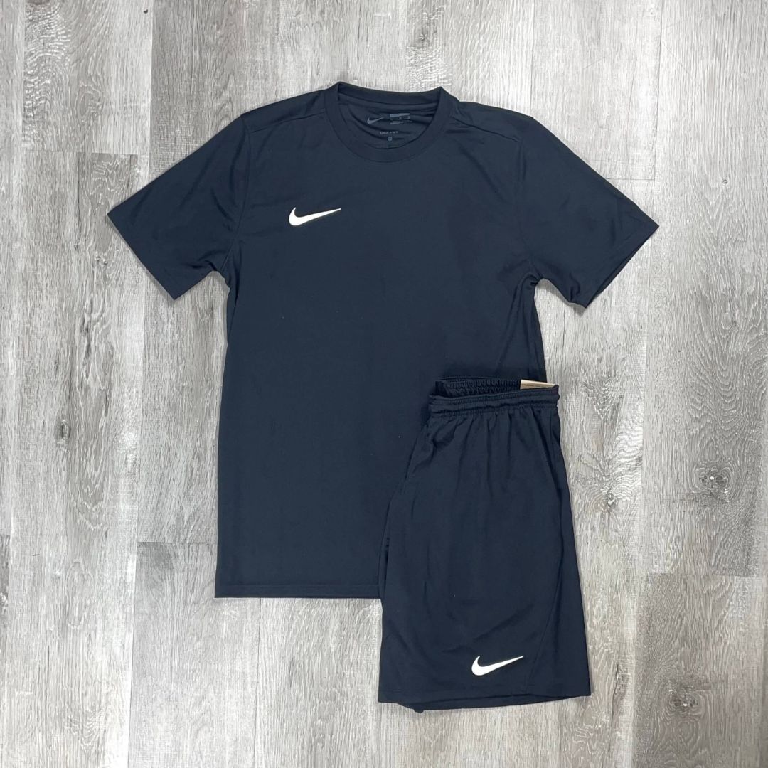 Nike Black Dri-FIT Set