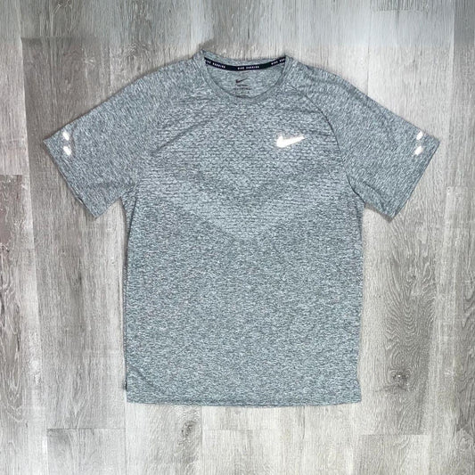 Nike 'Smoke Grey' Strike ADV T-Shirt