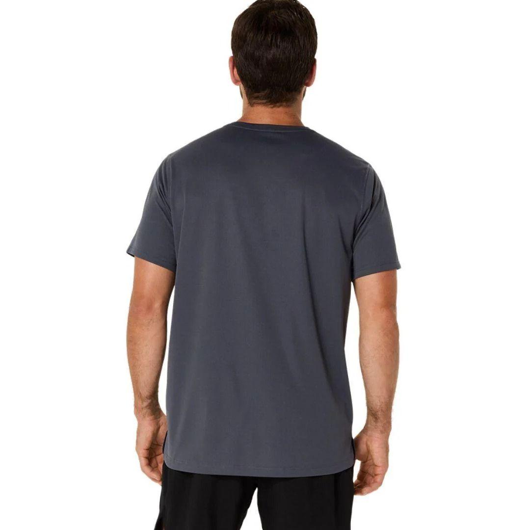 Man wearing a gray t-shirt on a white background