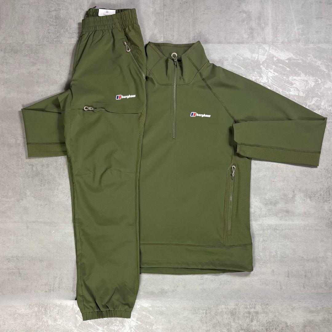Berghaus 'Dark Green' Wavertree Half-Zip Tracksuit