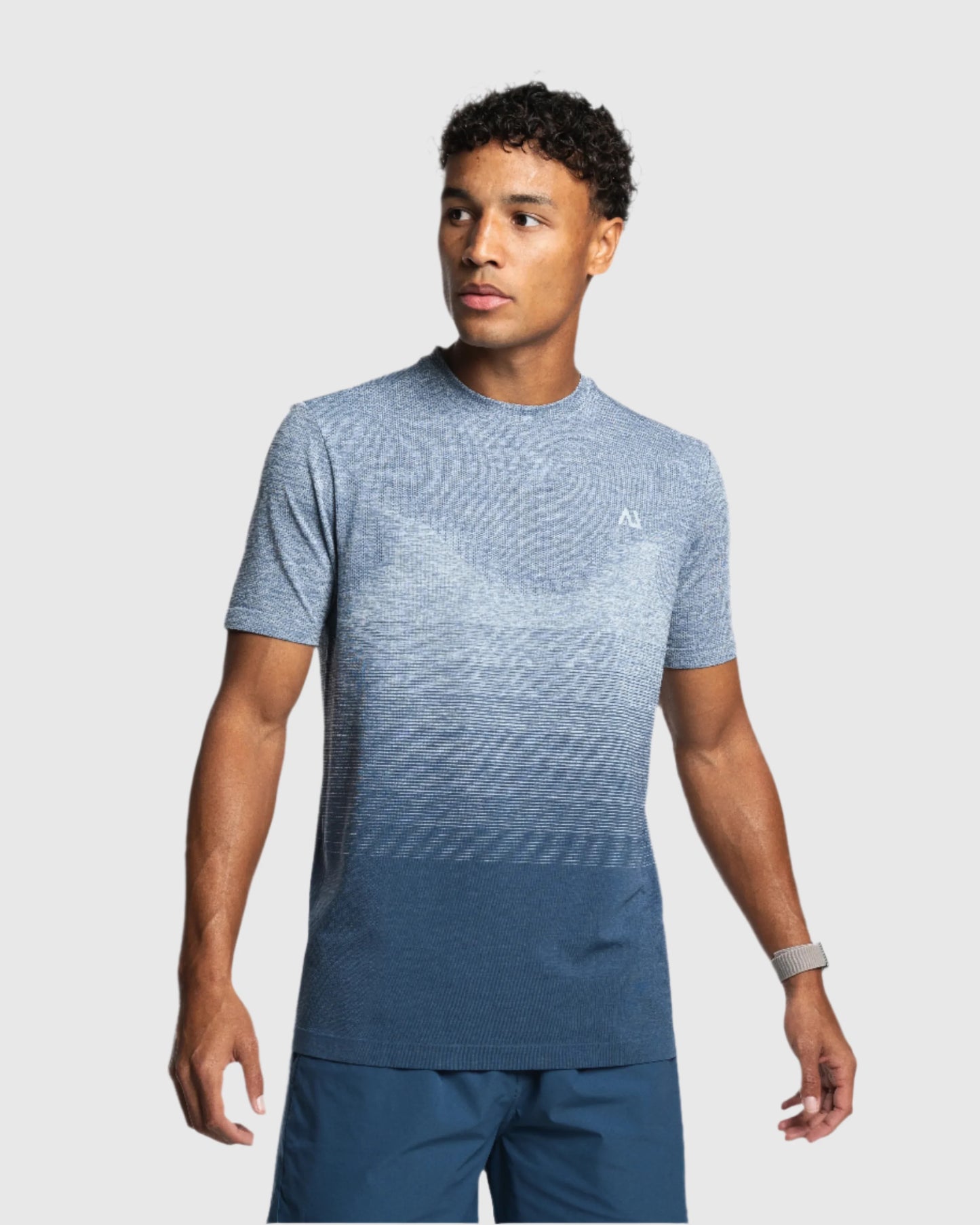 Agaru ‘Azure Blue’ Seamless Set