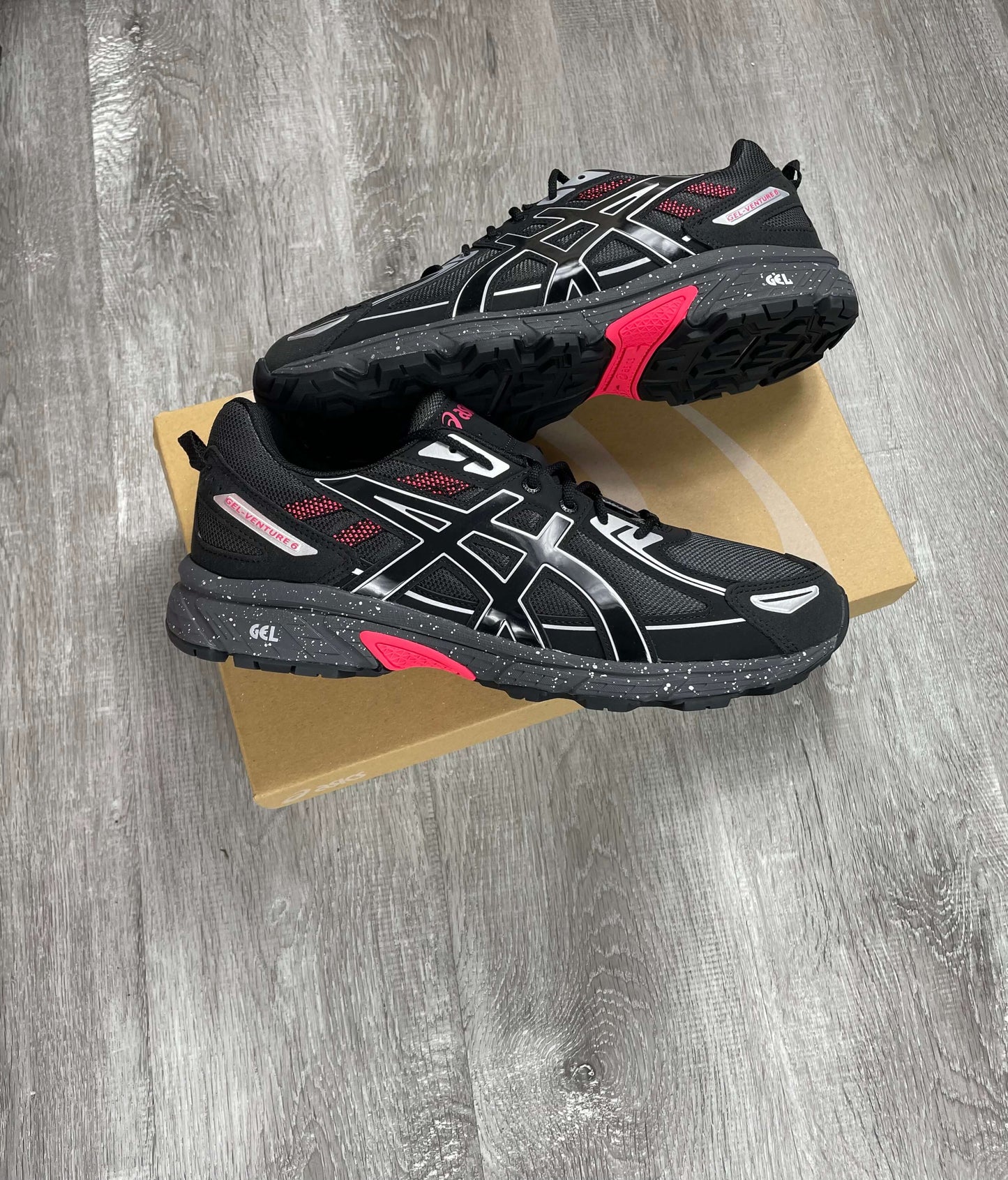 Asics 'Black/Crimson Red' Gel-Venture 6