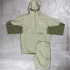 Berghaus 'Light Green' Wandermoor Windrunner Set