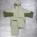 Berghaus 'Light Green' Wandermoor Windrunner Set